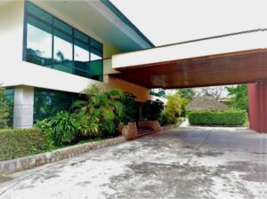 TALLER DE CARTONERÍA NAVIDEÑO EN EL TAMUANTZÁN