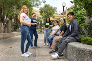 En San Luis Potosí, uno de cada tres estudiantes de educación superior está matriculado en la UASLP