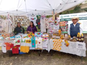 Arte y tradición de Matlapa llevan su esencia a “Raíces Huastecas”