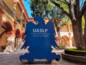Autonomía universitaria y fiscalización, ejes de diálogo nacional en la UASLP