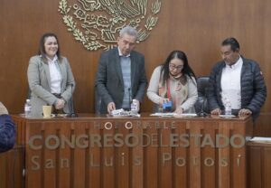 SE PRESENTA INICIATIVA DE ARMONIZACIÓN CON DISPOSICIONES FEDERALES, PARA GARANTIZAR QUE LAS PERSONAS TRABAJADORAS DEL ESTADO ELIJAN DIRIGENCIA SINDICAL SIN PRESIONES