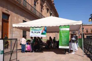 RICARDO GALLARDO CARDONA ENCHULA LA COLONIA SAN LUIS REY