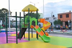 FORTALECE RICARDO GALLARDO INFRAESTRUCTURA DEPORTIVA EN LA ZONA MEDIA