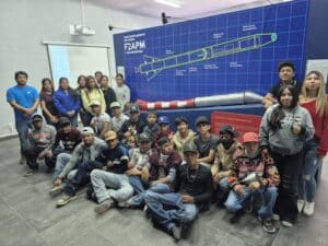 ESTUDIANTES VISITAN EL MUSEO INTERACTIVO DE ASTRONOMÍA EL METEORITO