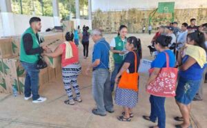 APOYOS ALIMENTARIOS LLEGAN A MÁS FAMILIAS POTOSINAS