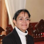 Adriana Urbina exige claridad y garantías en cambio de servicios médicos para trabajadores