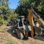 Adelaido Cabañas lleva apoyos y maquinaria a Tianguispicula