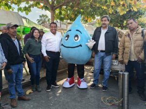 Refuerzan sistema de agua en Tamazunchale con entrega de bombas y motores