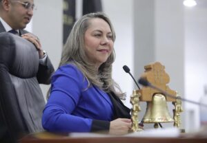 Se busca la protección de los trabajadores de limpia en jornada nocturna, para reducir su jornada laboral a 5 horas.