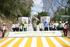 RICARDO GALLARDO CUMPLE EN LA HUASTECA POTOSINA CON ENTREGA DE CAMINO SAN ANDRÉS-CALMECAYO