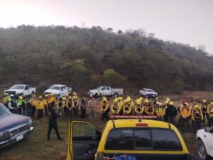 GOBIERNO ESTATAL REFUERZA COMBATE A INCENDIO FORESTAL EN CIUDAD DEL MAÍZ