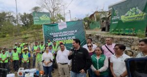 Gobierno estatal expande beneficios de enchulando tu comunidad en la Huasteca