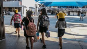 SAN LUIS COORDINA ATENCIÓN EDUCATIVA A MIGRANTES EN RETORNO 