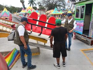 CLAUSURAN JUEGO MECÁNICO EN FENAHUAP POR FALLAS DE SEGURIDAD