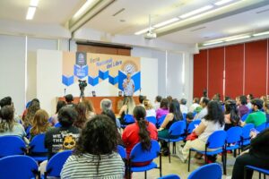 Escribir una novela implica enfrentar las propias dudas: Xavier Velasco en la FNL UASLP