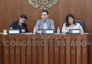 DIPUTADOS DE LA COMISIÓN DE DESARROLLO TERRITORIAL SE REUNEN CON REPRESENTANTES DE CÁMARAS EMPRESARIALES PARA MEJORAR FUNCIONAMIENTO DE LA ZONA INDUSTRIAL