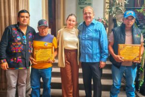 Artesanos de Matlapa reciben reconocimiento en el Museo Nacional de la Máscara