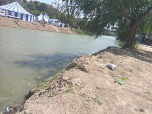 Gobierno, comerciantes y empresa privada se suman para reforestar el río Moctezuma