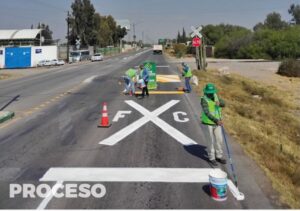 GOBIERNO ESTATAL MEJORA ACCESO AL AEROPUERTO EN TEMPORADA VACACIONAL