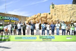 Ricardo Gallardo cumple a potosinos con parque acuático Dino Oasis