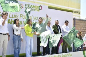 RICARDO GALLARDO ARRANCA REHABILITACIÓN INTEGRAL DE AVENIDA CIRCUITO ORIENTE