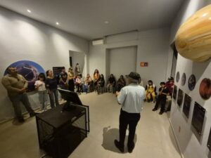 CIENCIA, SABOR Y CREATIVIDAD EN EL TALLER ¡EXPERIMENTANDO ANDO!  EN EL MUSEO EL METEORITO
