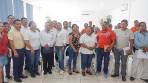 SNTE y Gobierno Municipal suman esfuerzos para celebrar a maestros en Matlapa