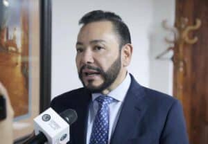 EL CONGRESO DEL ESTADO LLEVARÁ A CABO MESA DE TRABAJO PARA ACTUALIZAR EL MARCO ELECTORAL EN BASE AL PLAN B RECIENTEMENTE APROBADO: DIP. HÉCTOR SERRANO CORTÉS