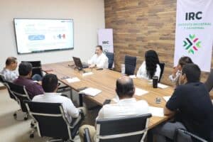 Capacitación fortalece confianza ciudadana y moderniza atención registral