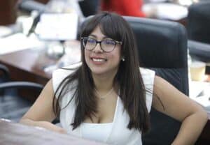 SE LLEVÓ A CABO LA SESIÓN DEL SEMINARIO “NOS DUELE, NOS INDIGNA Y NOS ORGANIZA”, CON EL TEMA “MADRES NIÑAS-NIÑAS MADRES”