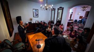 TEATRO Y LECTURA MÍSTICA EN JUEVES SANTO