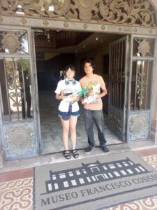 LIBRO DE REGALO DURANTE TU VISTA AL COSSÍO