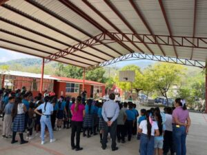 FOMENTAN LECTURA EN ESCUELAS DE CIUDAD VALLES