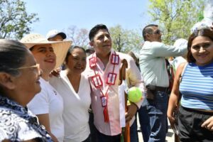 RICARDO GALLARDO INAUGURA UN CAMINO MÁS EN LA HUASTECA LA HUASTECA POTOSINA