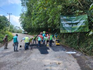 Estado conserva camino Axtla-Coxcatlán