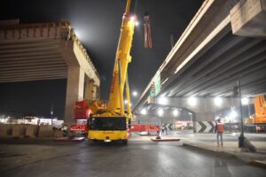 Gobierno estatal avanza con montaje de trabes en el megapuente Valle de los Fantasmas
