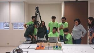 GOBIERNO ESTATAL IMPULSA A CAMPEONES POTOSINOS DE ROBÓTICA RUMBO A SUIZA