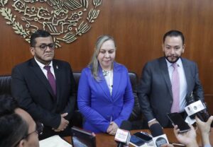 EN UN HECHO INÉDITO, DIPUTADOS SE REUNEN CON REPRESENTANTES DE LA SCJN PARA RESOLVER LA REALIZACIÓN DE CONSULTAS SOBRE DIVERSOS ORDENAMIENTOS