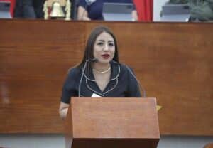 SE BUSCA OTORGAR CERTEZA JURÍDICA Y PROTECCIÓN A  FAMILIAS DE  TITULARES DE PERMISOS TEMPORALES PARA  TRASPORTE PÚBLICO.