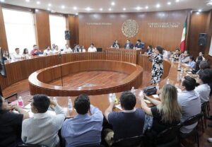 SE REALIZA TALLER DE TRANSFORMACIÓN LEGISLATIVA, PARA IMPULSAR LA PARTICIPACIÓN DE LAS Y LOS JÓVENES  POTOSINOS EN EL PROCESO LEGISLATIVO.