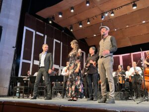 “PLATERO Y LA JOYA DEL REINO” CAUTIVA A MÁS DE MIL 200 ESTUDIANTES EN EL TEATRO DE LA PAZ
