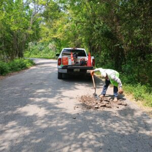 Gobierno estatal lleva “Enchulando tu comunidad” a San Martín Chalchicuautla
