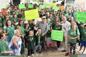 RICARDO GALLARDO TRANSFORMARÁ CALLES DE BELLAS LOMAS 