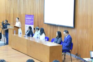 Gobierno estatal realiza por primera vez congreso de mujeres en la ciencia