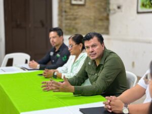 Gobierno estatal lleva certeza patrimonial a familias de Tancanhuitz 