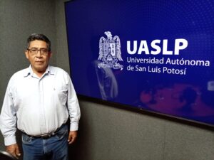 Profesor de la Facultad de Agronomía y Veterinaria UASLP, advierte sobre el riesgo de la disminución de polinizadores.