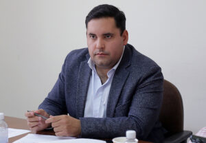 DIPUTADO LUIS EMILIO ROSAS MONTIEL HIZO LLAMADO A CONSTRUIR ACUERDOS ENTRE TAXISTAS, PLATAFORMAS Y AUTORIDADES PREVIO A LA FENAPO 2026