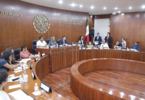EN LA MESA DE TRABAJO ENTRE AUTORIDADES ELECTORALES, DE GOBIERNO Y DIPUTADOS, SE INFORMÓ QUE EN 2027 HABRÁ ELECCIONES EN EL MUNICIPIO DE VILLA DE POZOS: DIP. HÉCTOR SERRANO CORTÉS