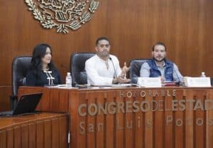 SE LLEVÓ A CABO UNA MESA DE TRABAJO DE PREPARACIÓN PARA EL FORO SOBRE REGULACIÓN ÉTICA DE LA INTELIGENCIA ARTIFICIAL