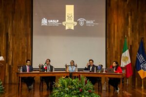 Eduardo Ferrer Mac-Gregor encabeza en la UASLP diálogo sobre los desafíos del constitucionalismo contemporáneo